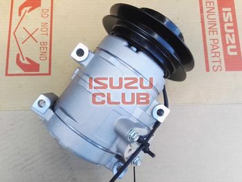 Фотография Компрессор кондиционера ISUZU CYZ51 =Isuzu Original= *1835323130*