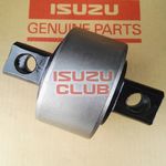 Сайлентблок реактивных тяг ISUZU CYZ51/CYZ52 =Isuzu Original= *1874110742*