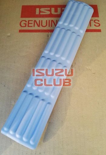 Фотография Накладка резиновая бампера ISUZU FVR34 верхняя левая =Isuzu Original= *8976115430*