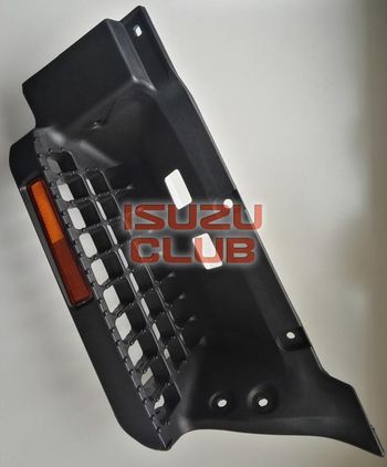 Фотография Подножка правая кабины ISUZU NPR75/NLR85/NMR85/NQR90 =Isuzu Original= *8980227744*