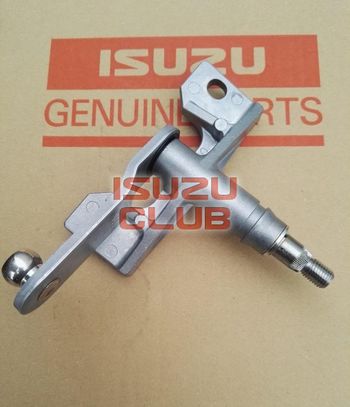Фотография Шарнир трапеции стеклоочистителя левый (B) ISUZU FVR34 =Isuzu Original= *8980788181*