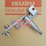 Шарнир трапеции стеклоочистителя центральный (A) ISUZU FVR34 =Isuzu Original= *8980789711*