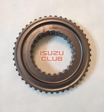 Фотография Муфта 5-й передачи КПП MZW6P =Isuzu Original= *8981372551*