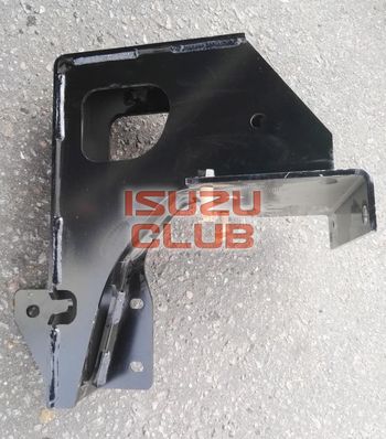 Фотография Кронштейн усилителя бампера правый ISUZU FVR34 =Isuzu Original= *8982790690*